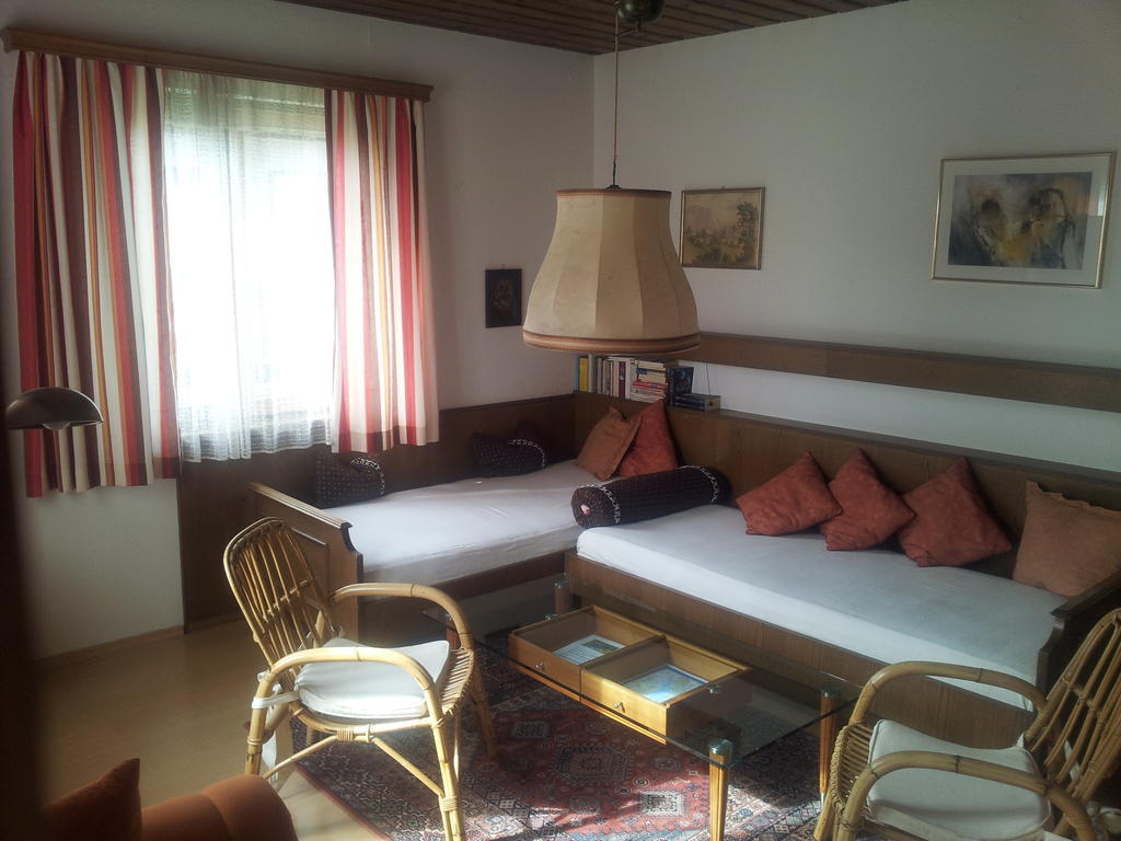 Appartements Direkt Am See Grundlsee Δωμάτιο φωτογραφία